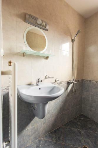 Hostal Guest House Nedelya