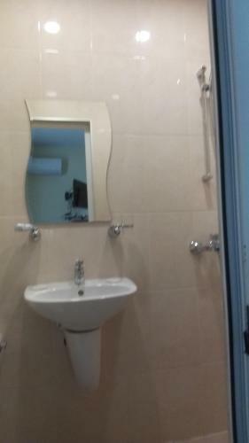 Hostal Guest Rooms Simona