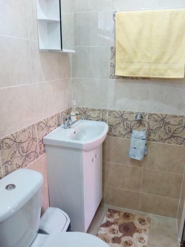 Hostal Guest House Emiliya