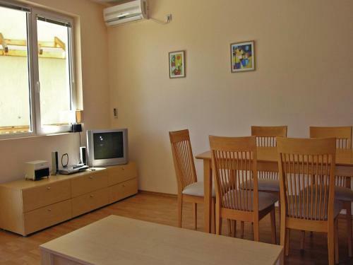 Two-bedroom Holiday Home In Balchik
