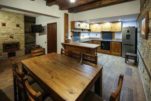 Hostal Belmezova House