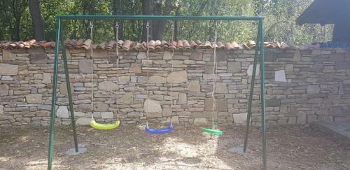 Stone Houses / ????????? ????