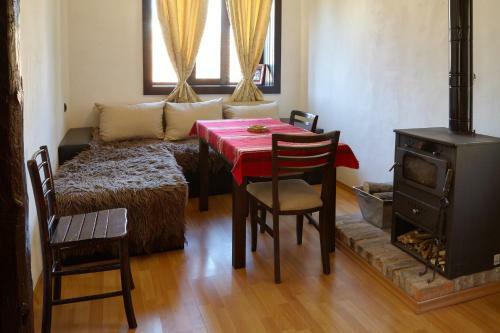 Hostal Guesthouse Vazrozhdenski Kashti