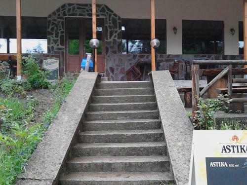 Hostal Family Hotel Shisharka