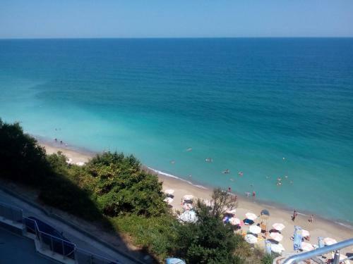 Silver Beach Apartments