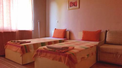 Hostal Yonkin Guest Rooms
