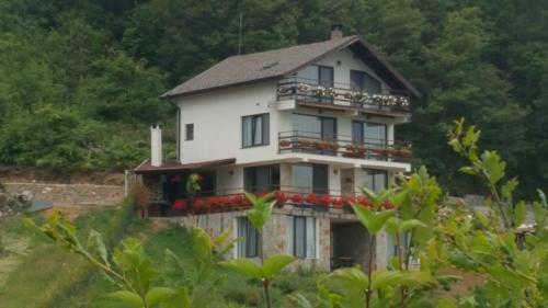 Hostal Karadzhovata Kashta