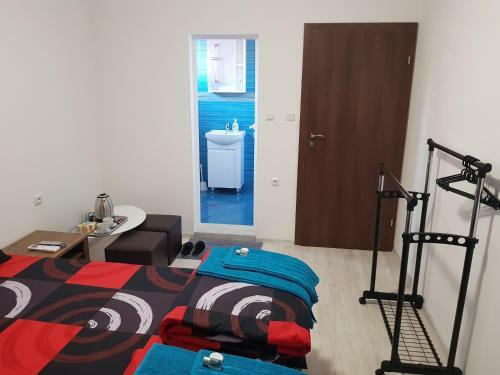 Hostal Apartments Alexandra