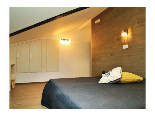 Eight-bedroom Holiday Home In Tsurkva