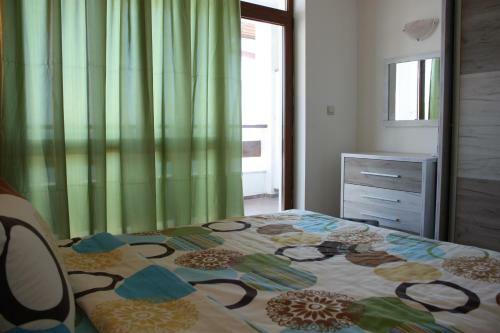 Hotel White Coast Beach Apartments