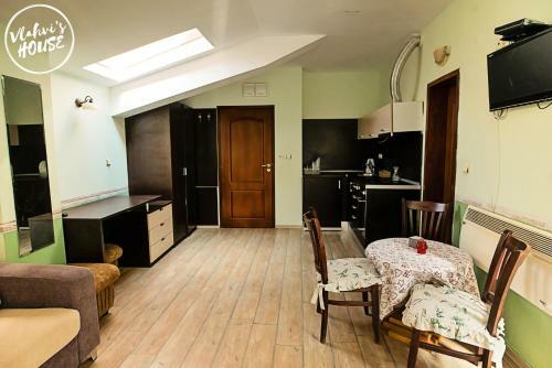 Hotel Vlahvi's House