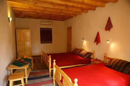 Hostal Pelican Birding Guest House