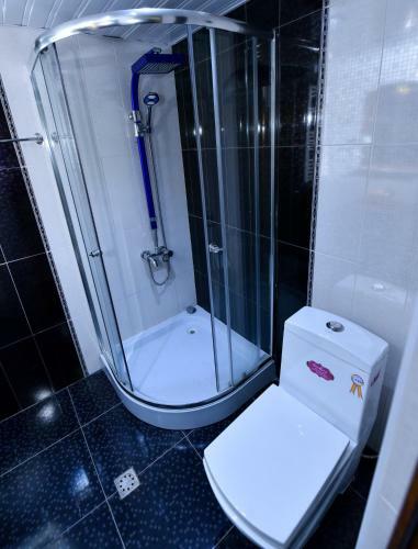 Hostal Gayane Hotel