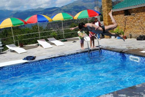 Hostal Gayane Hotel