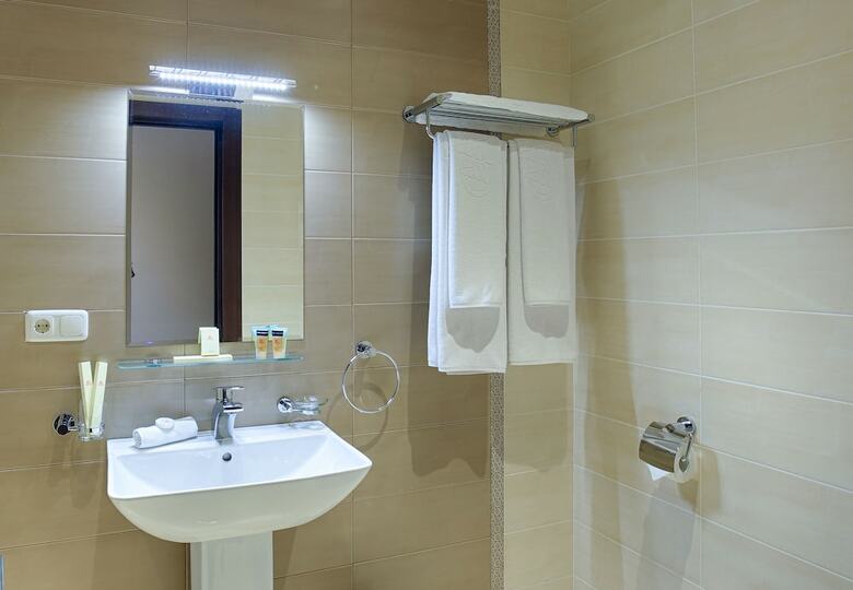 Aghveran Ararat Resort Hotel