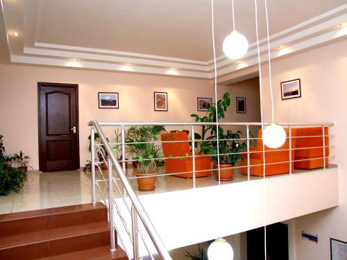 Vayk Hotel