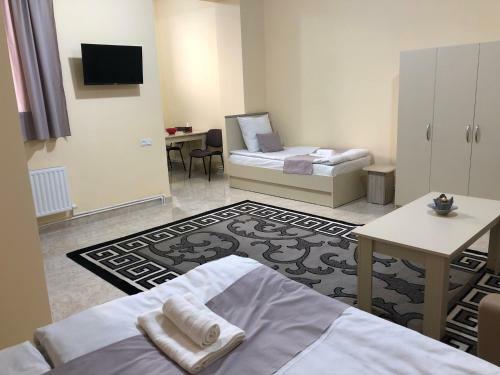 Hostal Lind Hostel And Guest House