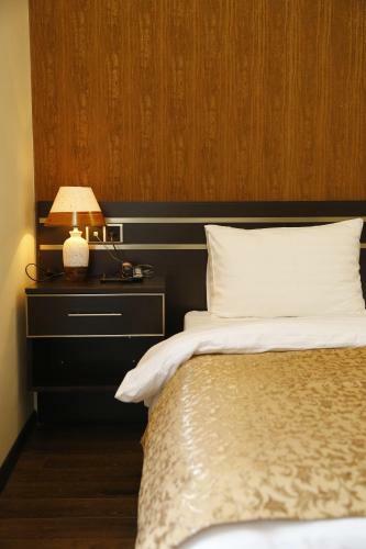Tomu's Hotel