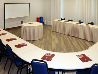 Bristol Cricar� Praia Hotel