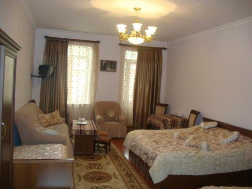 Hotel Mira