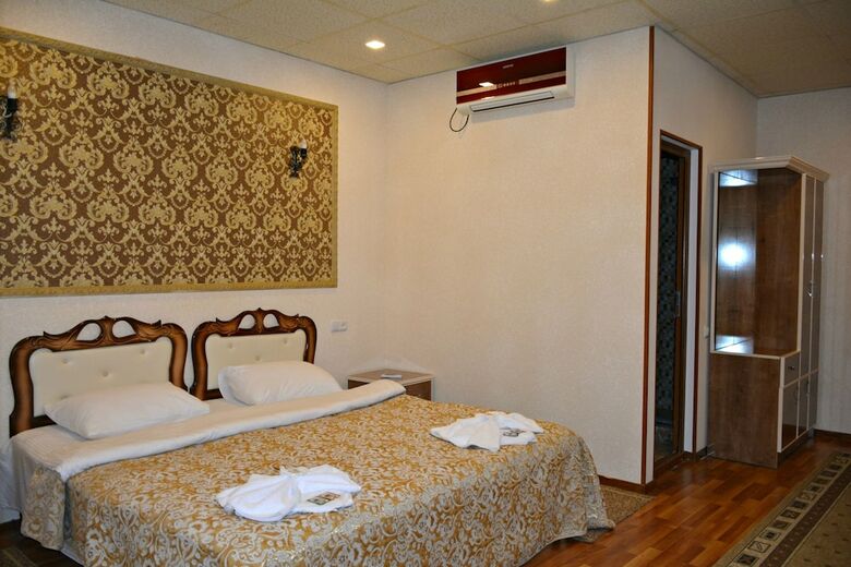 Zorats Akhbyur Hotel