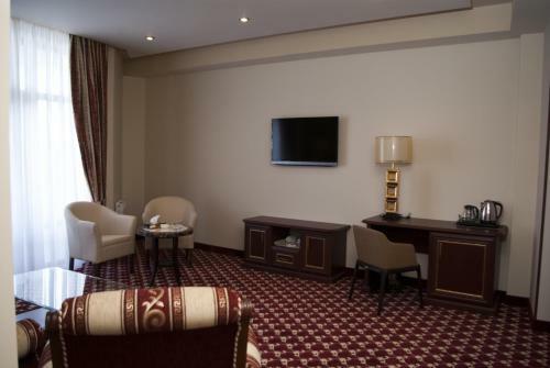 Hotel Multi Rest House