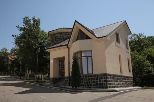 Hotel Multi Rest House
