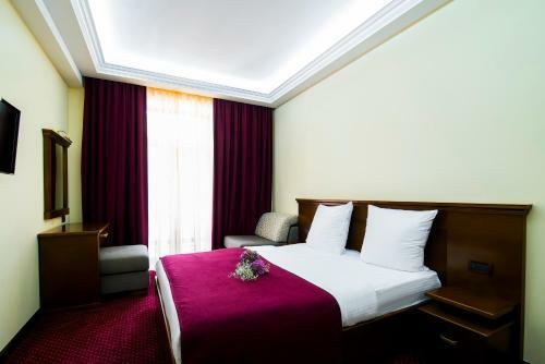 Elegant Hotel & Resort