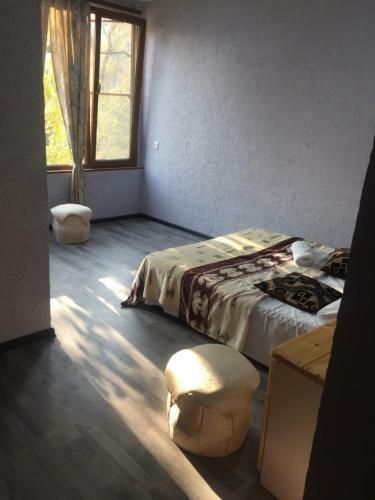 Hostal Guest House Eco Oldijevan