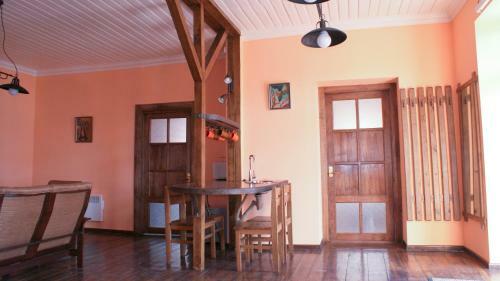 Takht House