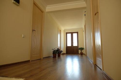 Bed & Breakfast Seva Guesthouse (vegetarians Welcomed)