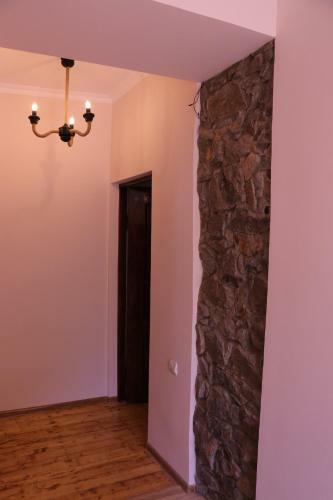 Hostal Ayrarat Guest House