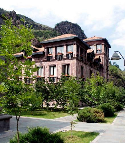 Tufenkian Avan Dzoraget Hotel
