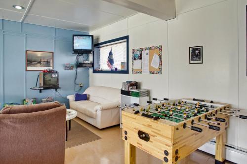 Scandia House In Bayshore Estates!