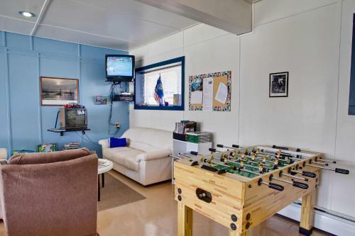 Scandia House In Bayshore Estates!