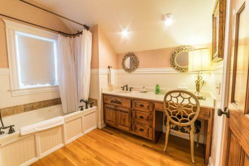 The Victoria Bed & Breakfast
