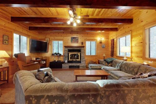Black Diamond Lodge