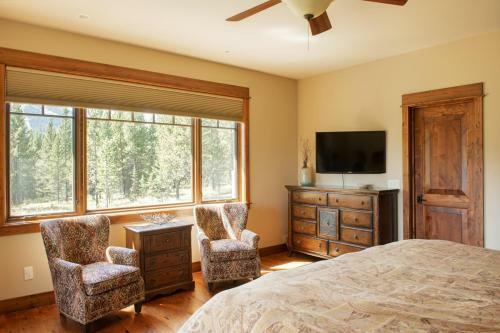 Mountain View Chalet