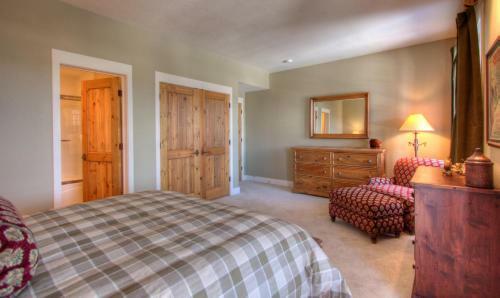 Saddle Ridge Townhome-unit K1