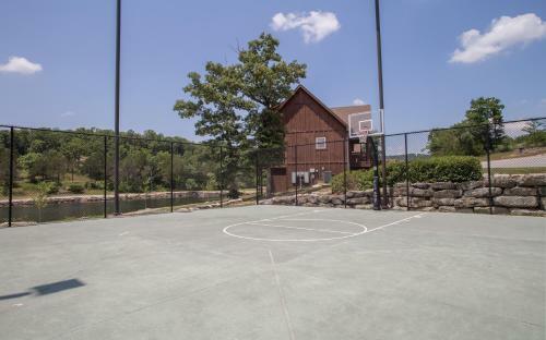 Black Bear Lodge Home