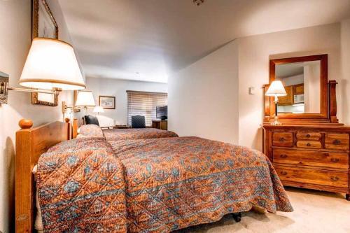 River Mountain Lodge #w213
