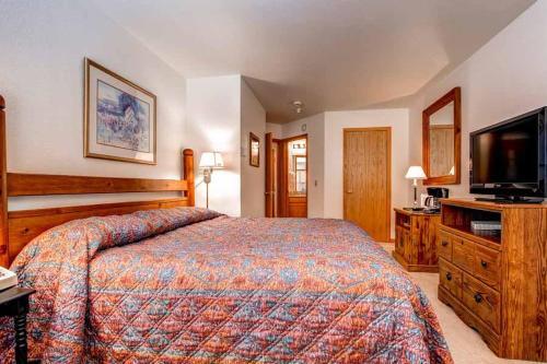 River Mountain Lodge #w213