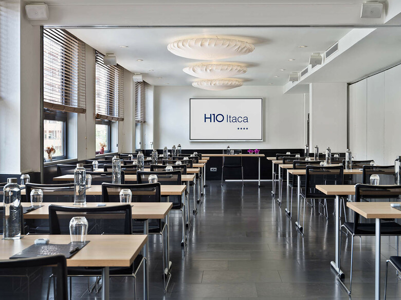 Hotel H10 Itaca