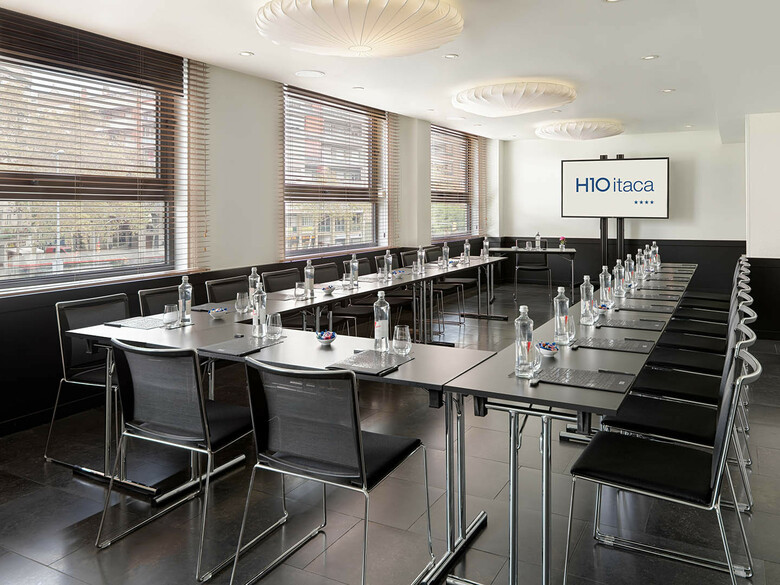 Hotel H10 Itaca