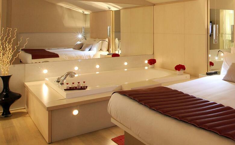 Hotel Cram