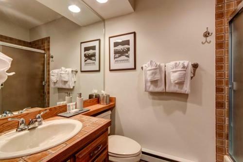 Pristine Townhome In Warriors Mark