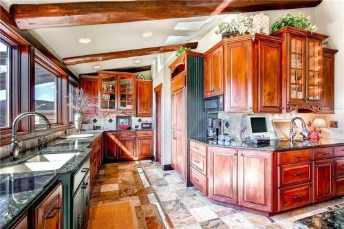 Tyra Summit Townhome #935