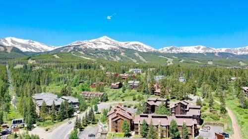 Tyra Aspen Two Bedroom Condo