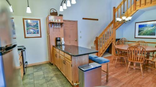 Tyra Aspen Two Bedroom Condo