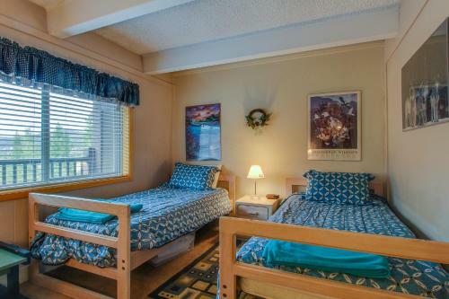 Ski And Racquet Club Condo